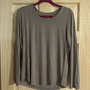 Long sleeve nursing tee